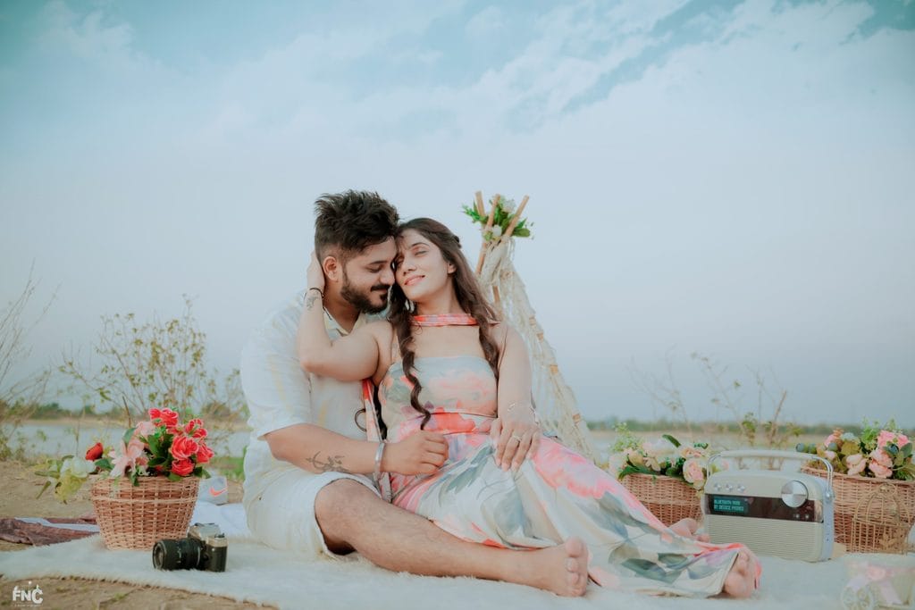 Why Choose Focus N Click for the Best Pre Wedding Photoshoot in Bhopal? Why Choose Focus N Click for the Best Pre Wedding Photoshoot in Bhopal?