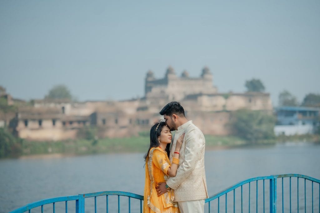 Pre-Wedding Shoot in Bhopal: Anu Rajput & Dr. Abhishek | Focus N Click